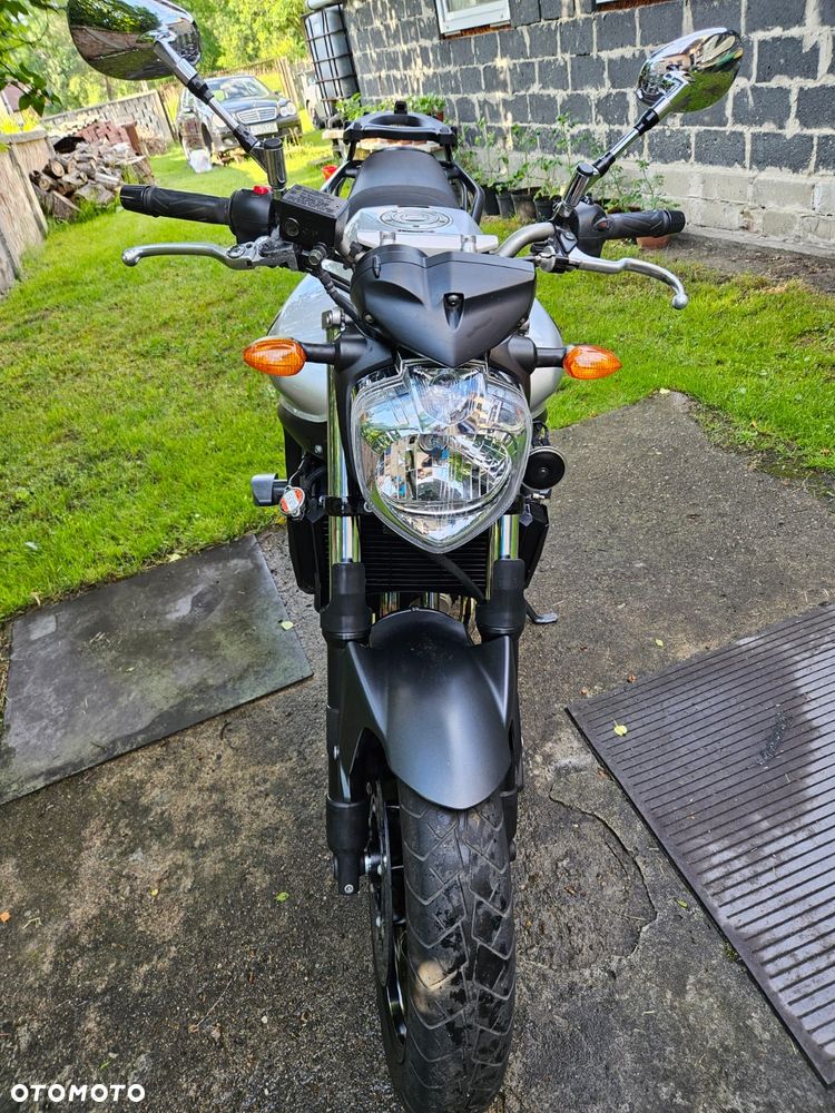 Yamaha FZ6 - 2