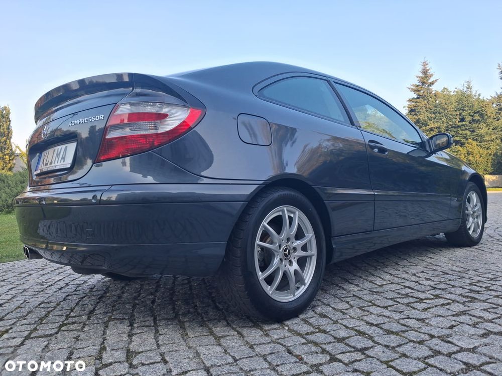Mercedes-Benz Klasa C - 22