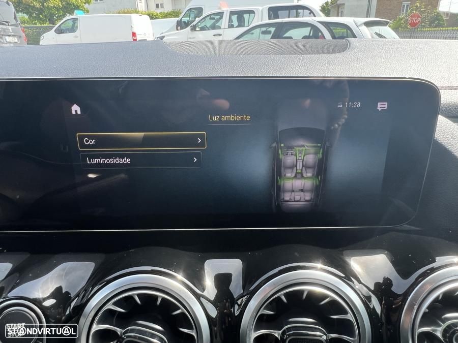 Mercedes-Benz EQA 250+ AMG Line - 43