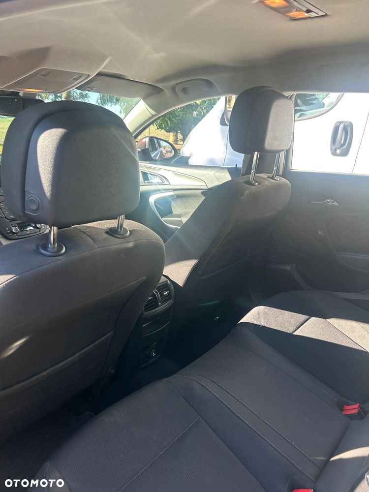 Opel Insignia 1.4 T Cosmo S&S - 17