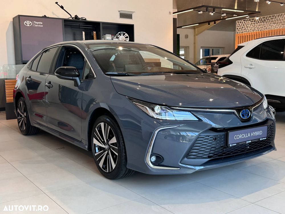 Toyota Corolla Sedan 1.8 HSD Dynamic - 1