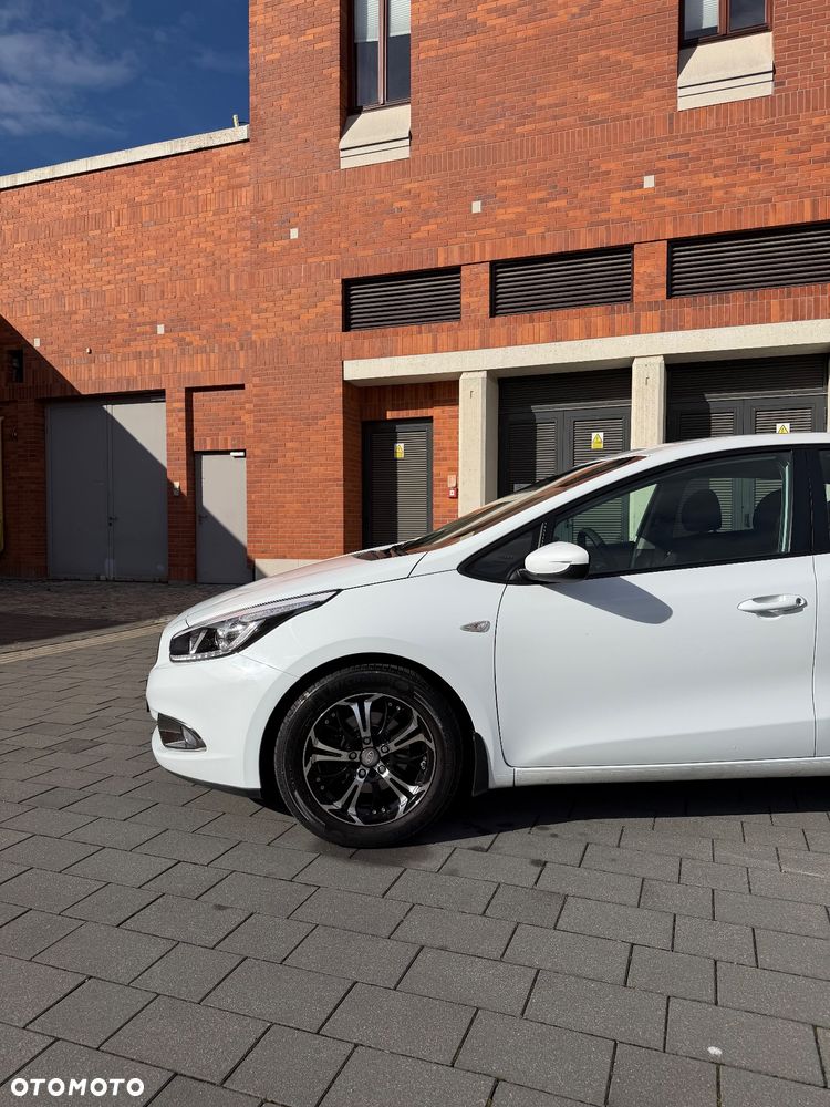 Kia Ceed 1.4 M - 21