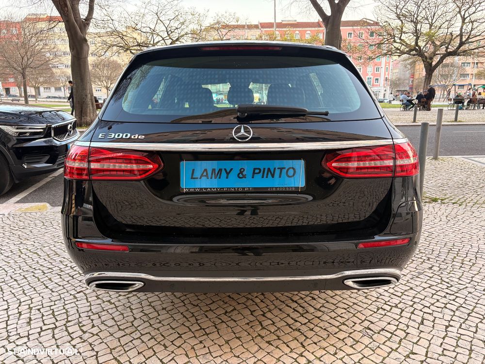 Mercedes-Benz E 300 - 6