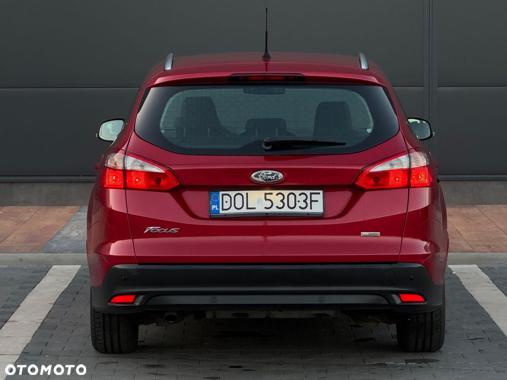 Ford Focus 1.6 TDCi DPF Champions Edition - 9