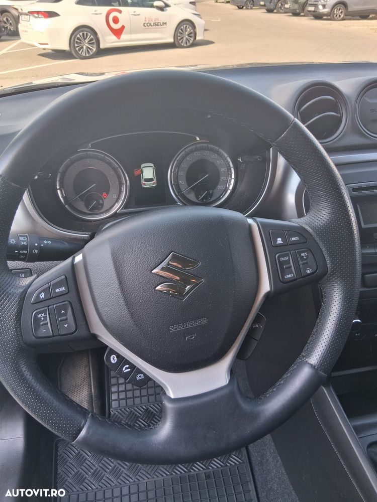 Suzuki Vitara - 11