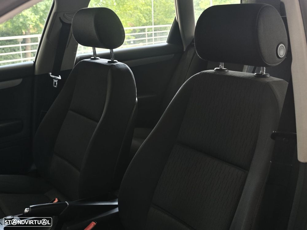 Audi A4 Avant 2.0 TDI DPF - 30