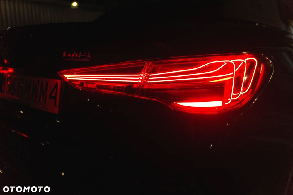 BMW M4 Competition M xDrive - 37