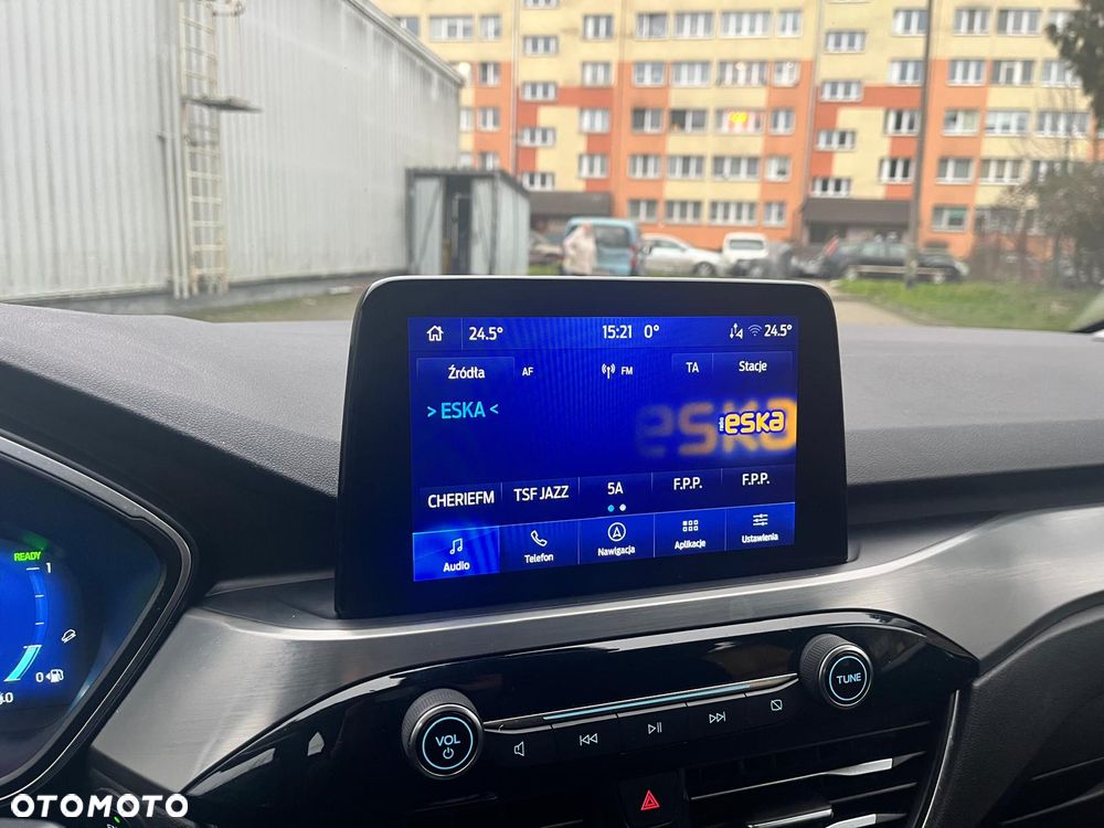 Ford Kuga 2.5 Duratec FHEV 4x4 TITANIUM - 21