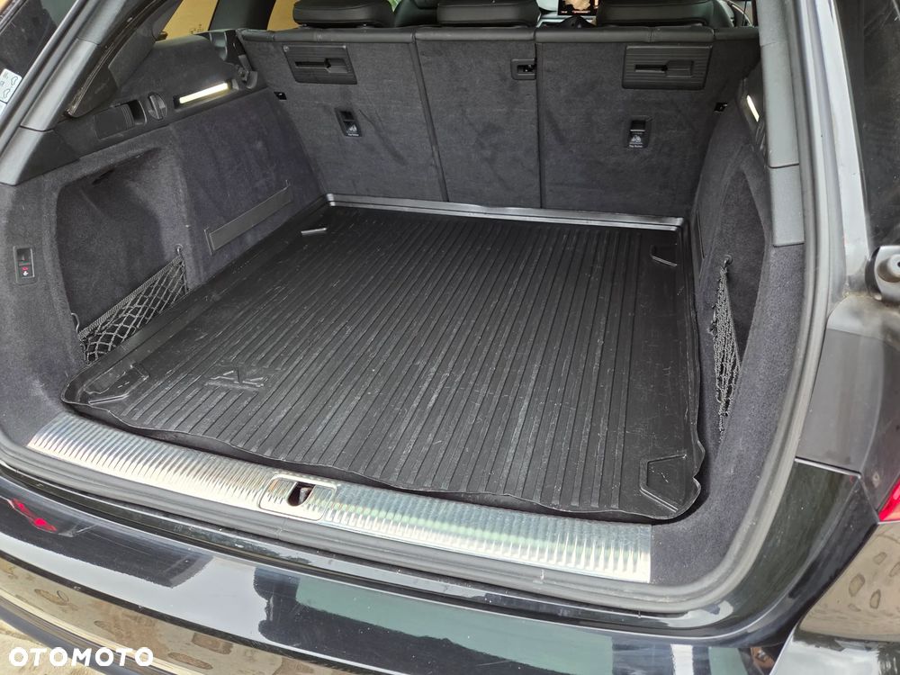 Audi A4 Avant 40 TDI S tronic quattro design - 31