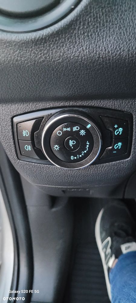 Ford TRANSIT COURIER - 16