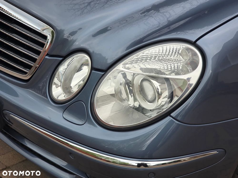 Mercedes-Benz Klasa E 280 4Matic Automatik Avantgarde - 37