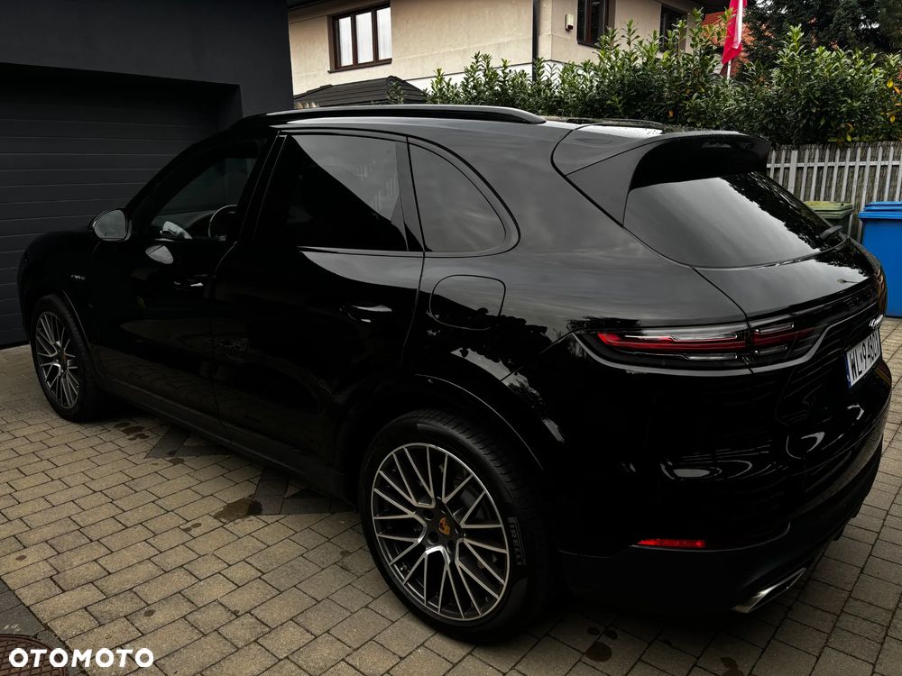 Porsche Cayenne - 6