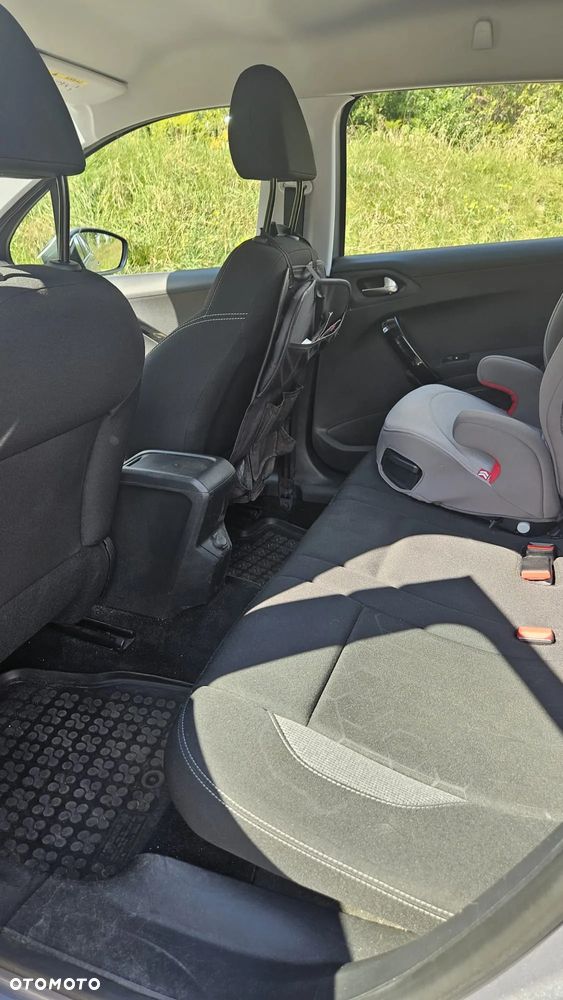 Peugeot 2008 1.2 Pure Tech GPF Active S&S - 7
