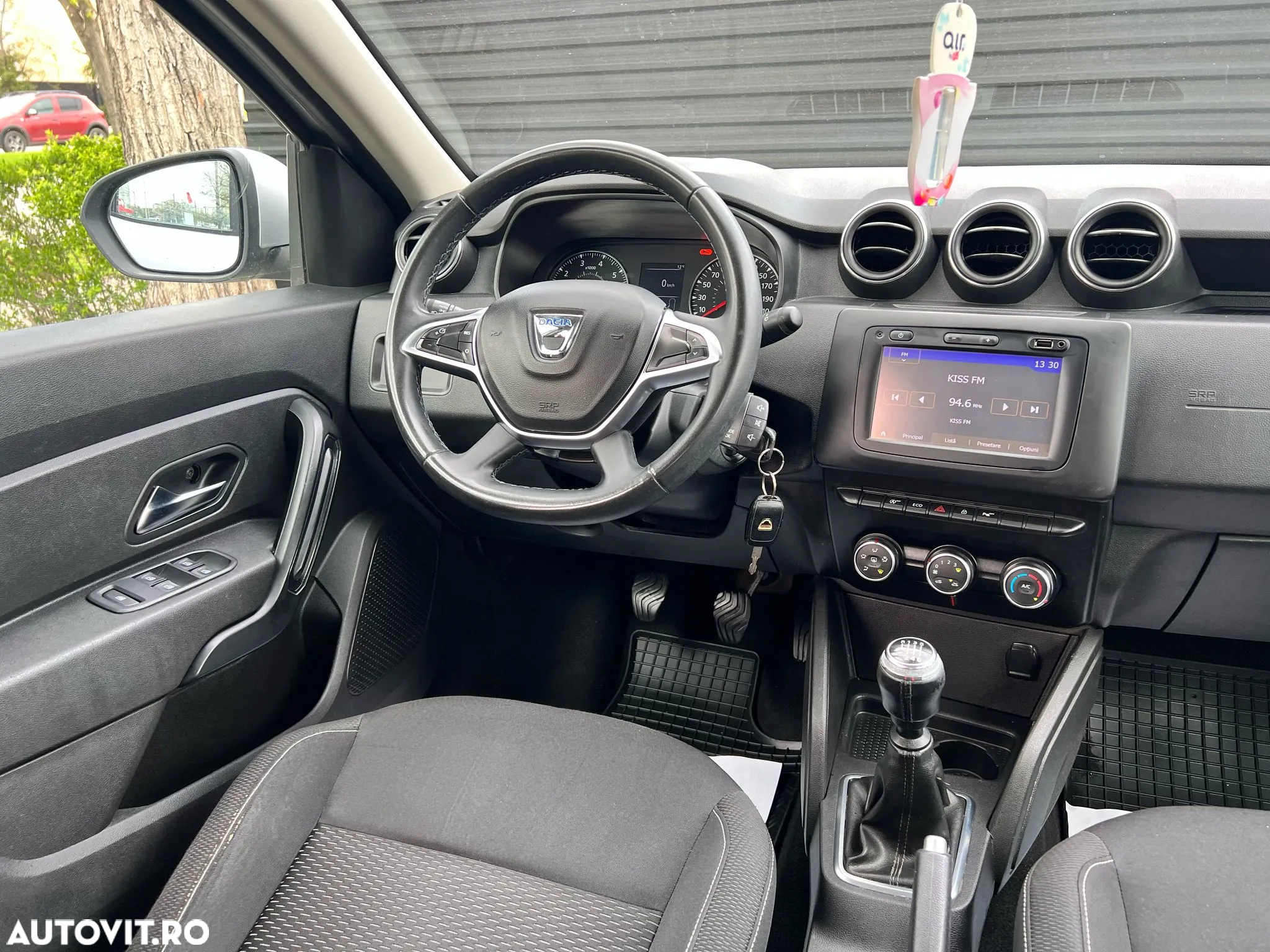 Dacia Duster 1.5 dCi 4x2 Laureate - 6