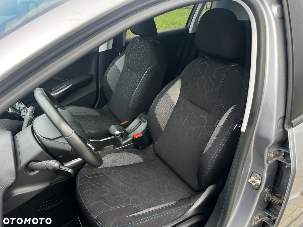 Peugeot 2008 PureTech 82 Style - 11