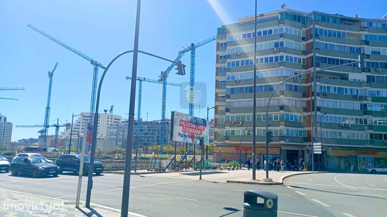 Excelente oportunidade de arrendamento_loja no Campo Grande, Lisboa! - Grande imagem: 2/18