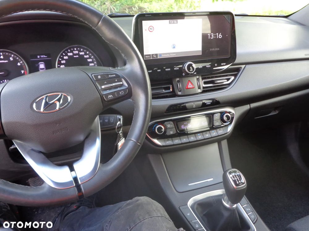 Hyundai i30 1.0 T-GDI Connect & Go - 12