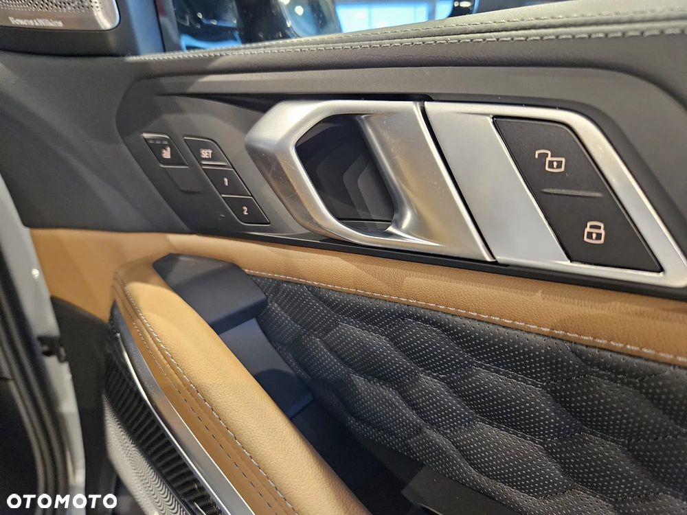 BMW X6 - 18