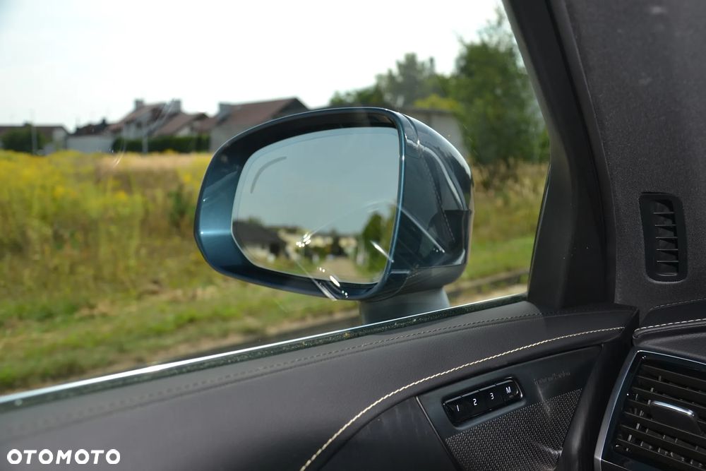 Volvo XC 90 T6 AWD Inscription 7os - 27