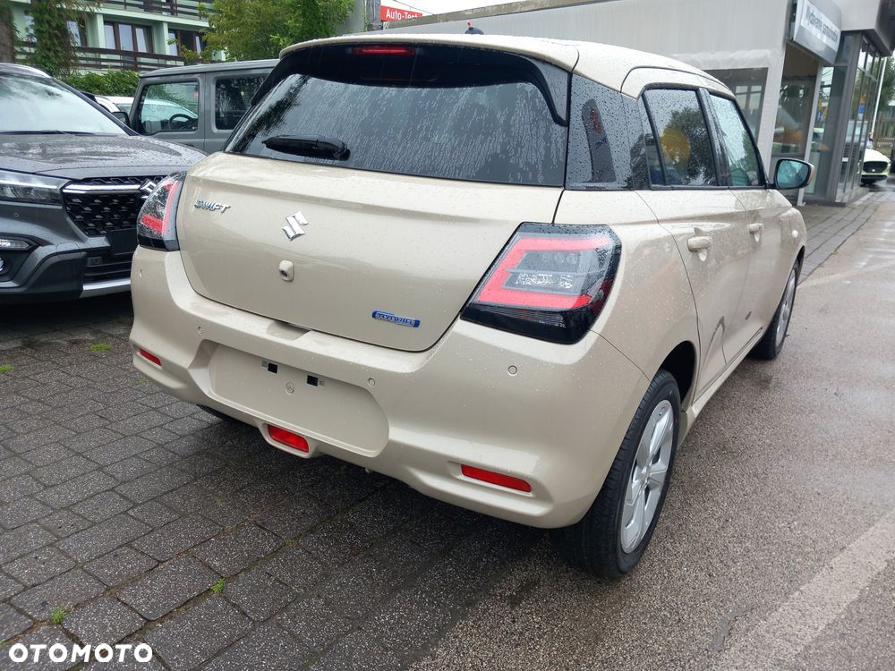 Suzuki Swift 1.2 Dualjet SHVS Premium Plus CVT - 4