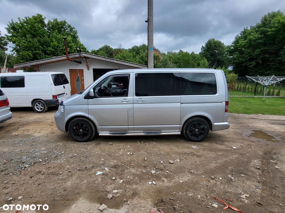 Volkswagen Multivan - 3