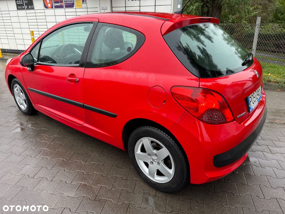 Peugeot 207 1.6 HDi Presence - 4