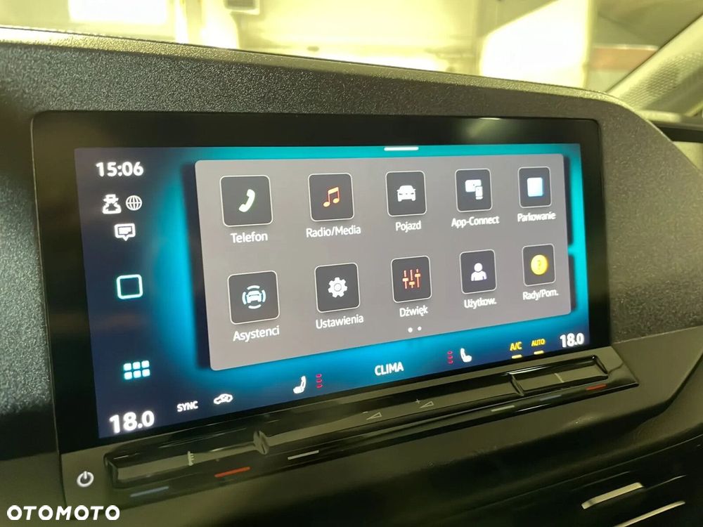 Volkswagen Caddy Maxi Life 2.0 TDI 102 KM manual 7 osób - 19