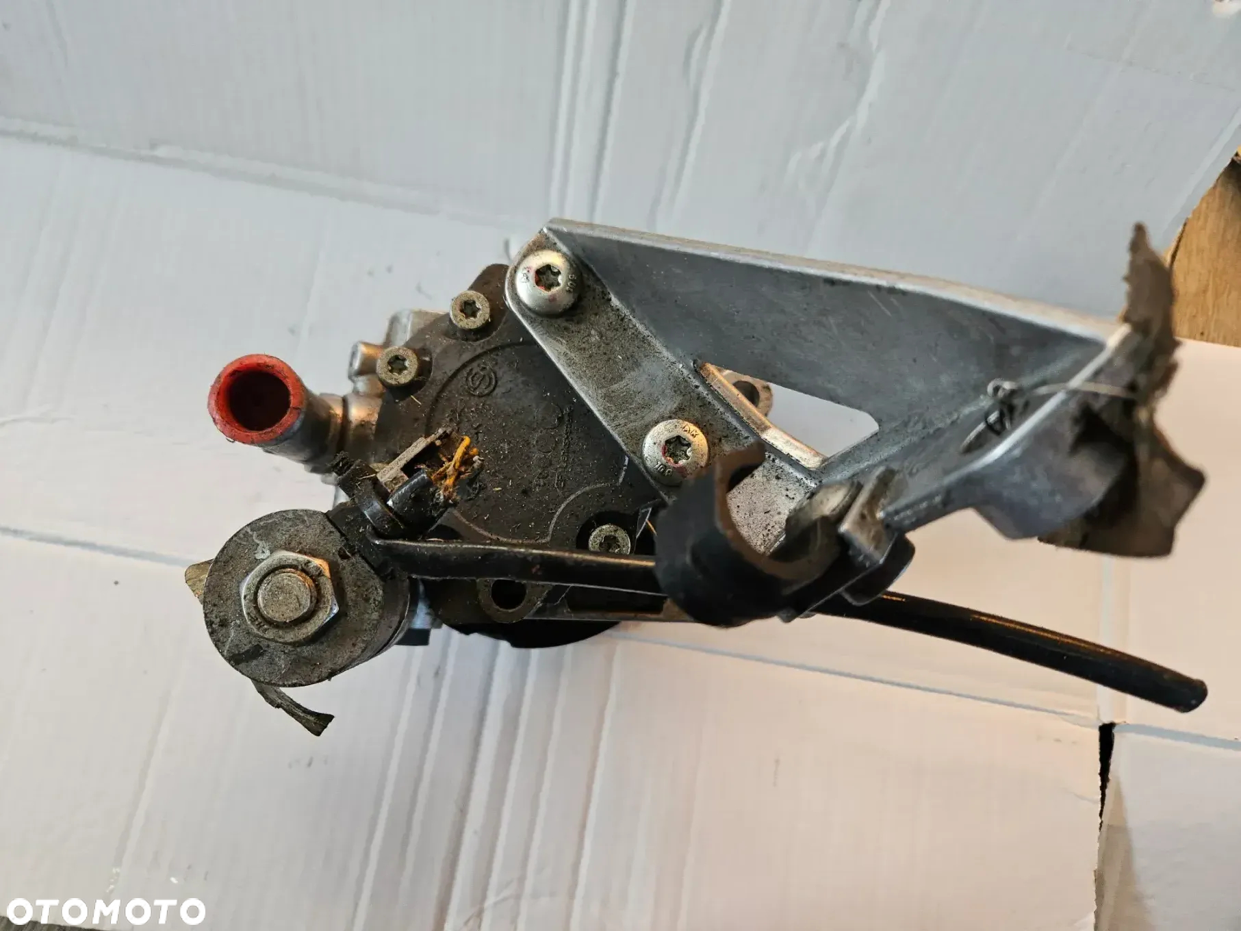 Pompa wspomagania BMW E81 E90 E91 E92 2,5i 3,0i 6769960 676996005 - 6