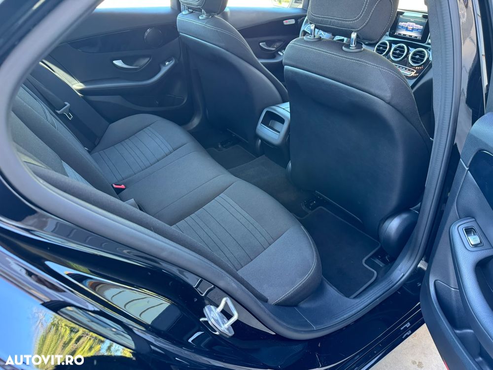 Mercedes-Benz C 250 d 4Matic 9G-TRONIC Edition - 33