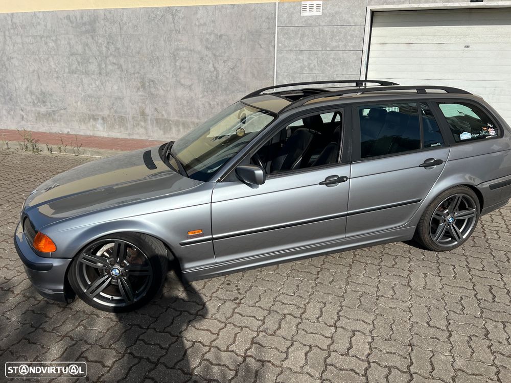BMW 320 d Touring - 11