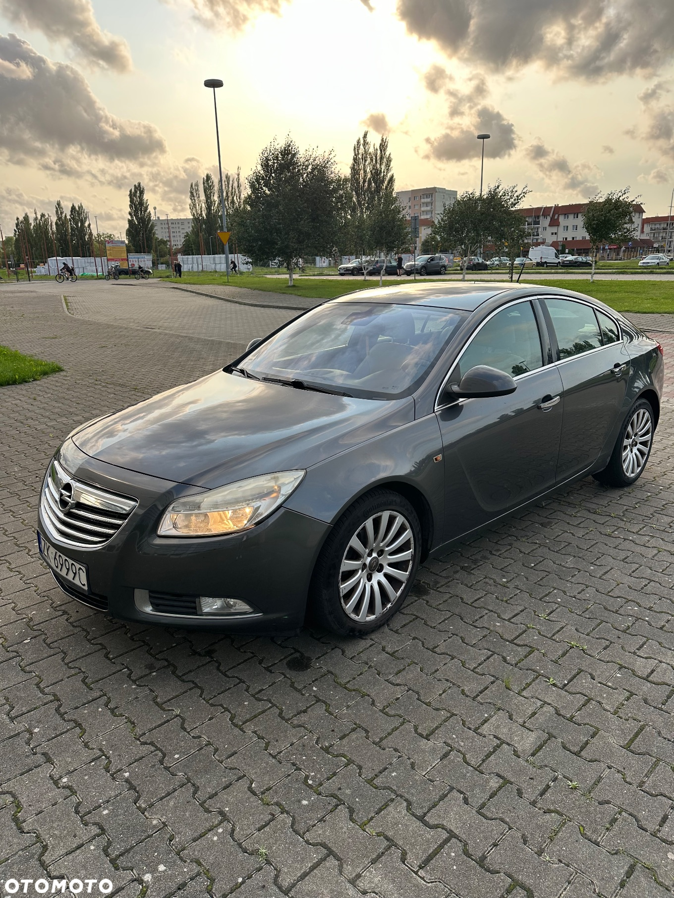 Opel Insignia 1.8 - 6