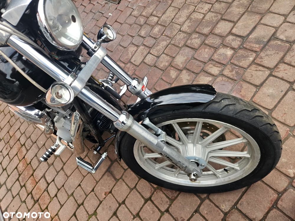 Harley-Davidson Dyna Super Glide - 9