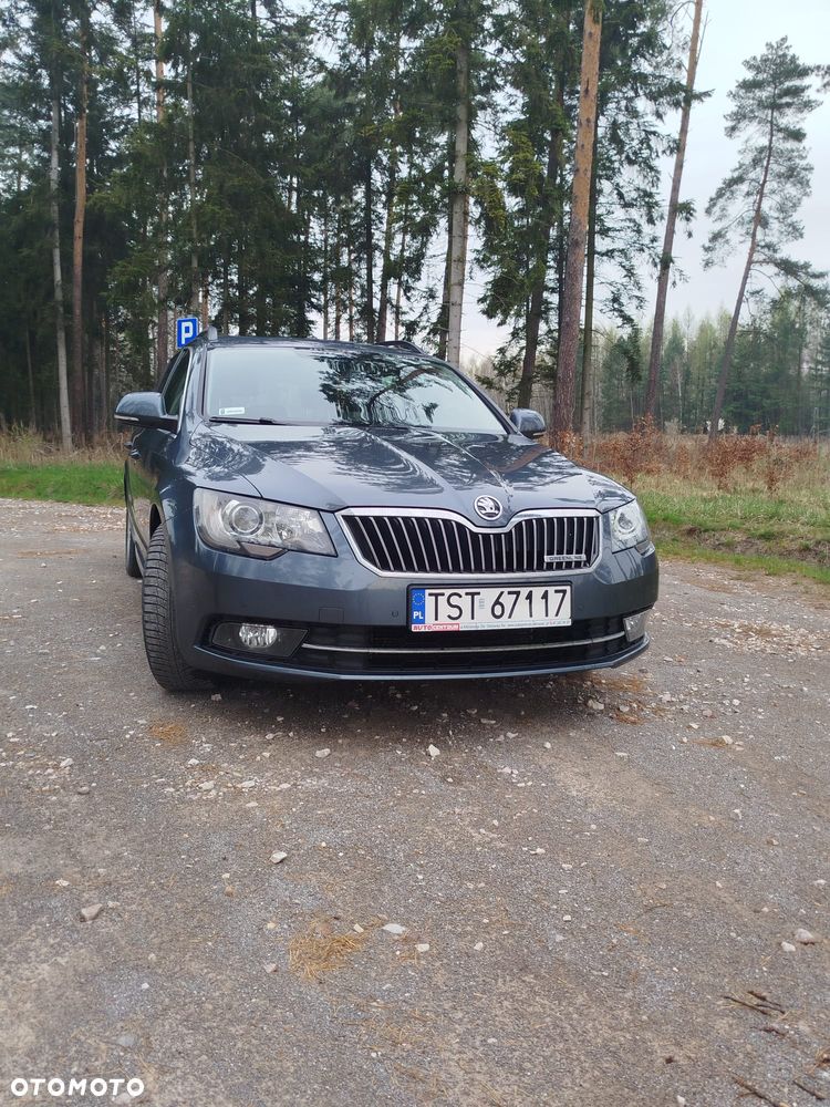 Skoda Superb 1.6 TDI GreenLine - 5
