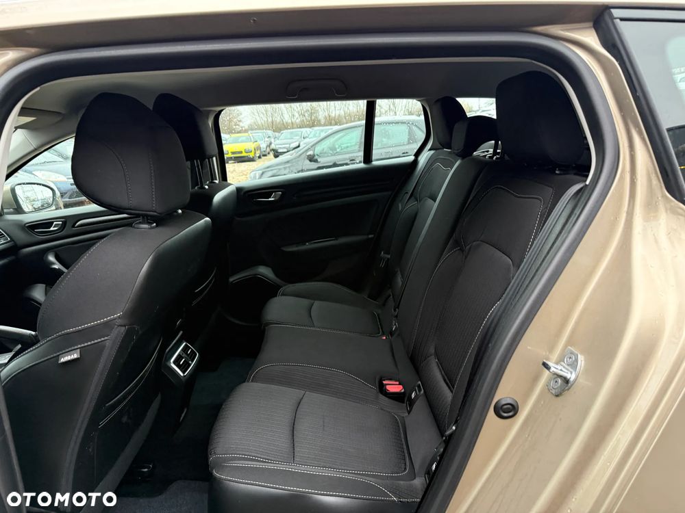 Renault Megane 1.5 Blue dCi Business - 23