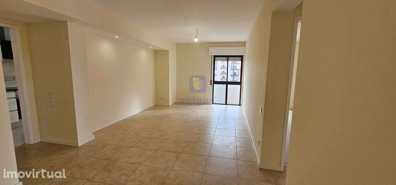 Apartamento T2 na Tapada das Mercês - Algueirão -Mem Martins - Grande imagem: 2/28