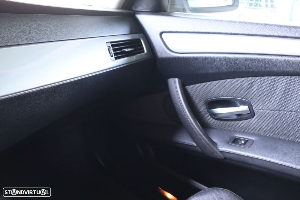 BMW 520 dA Touring Sport - 15