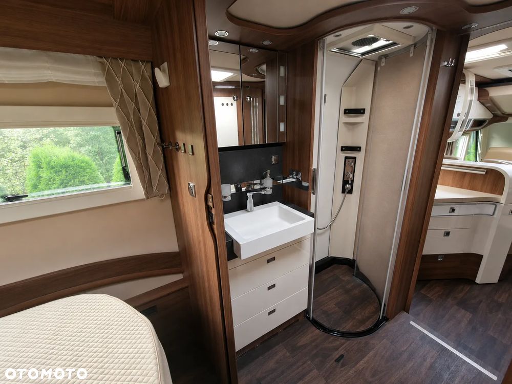 Carthago Chic E-line 64 XL QB - 25