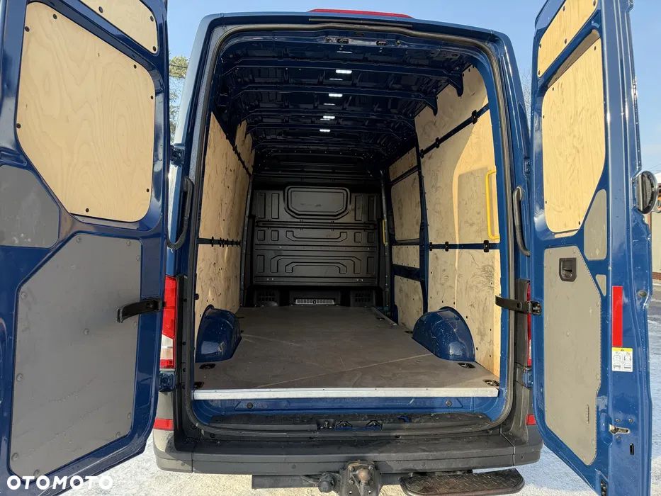 Volkswagen Crafter - 5