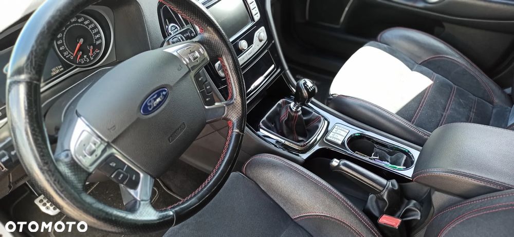 Ford Mondeo 2.5 Titanium S - 14