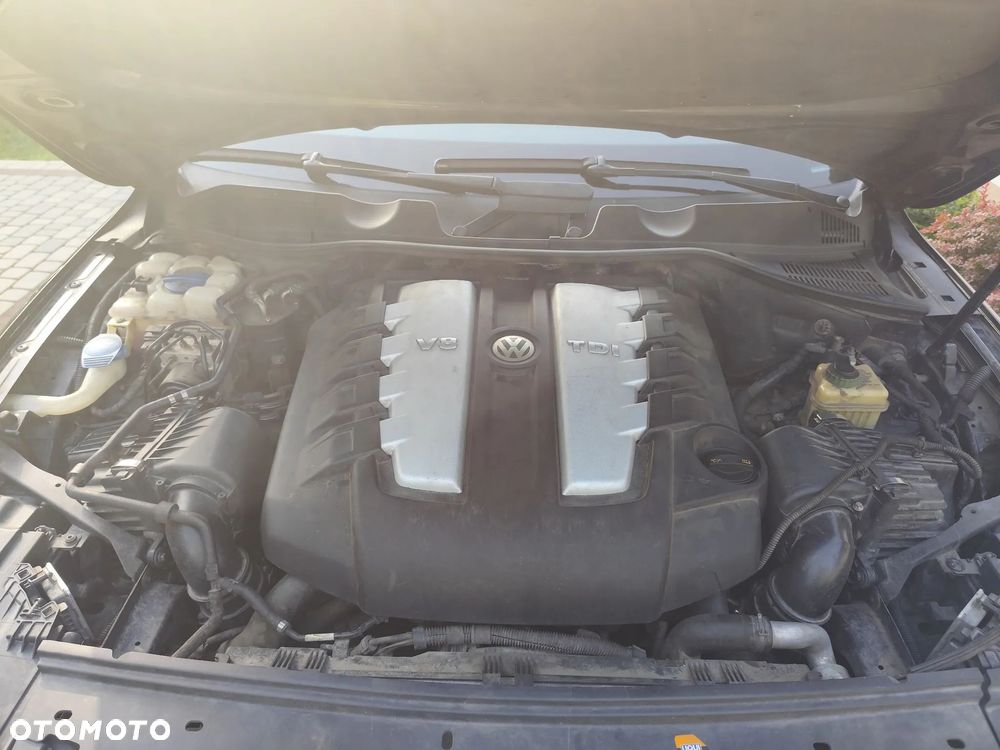 Volkswagen Touareg - 13