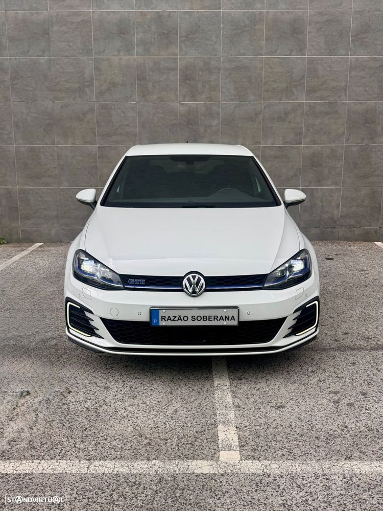 VW Golf - 2