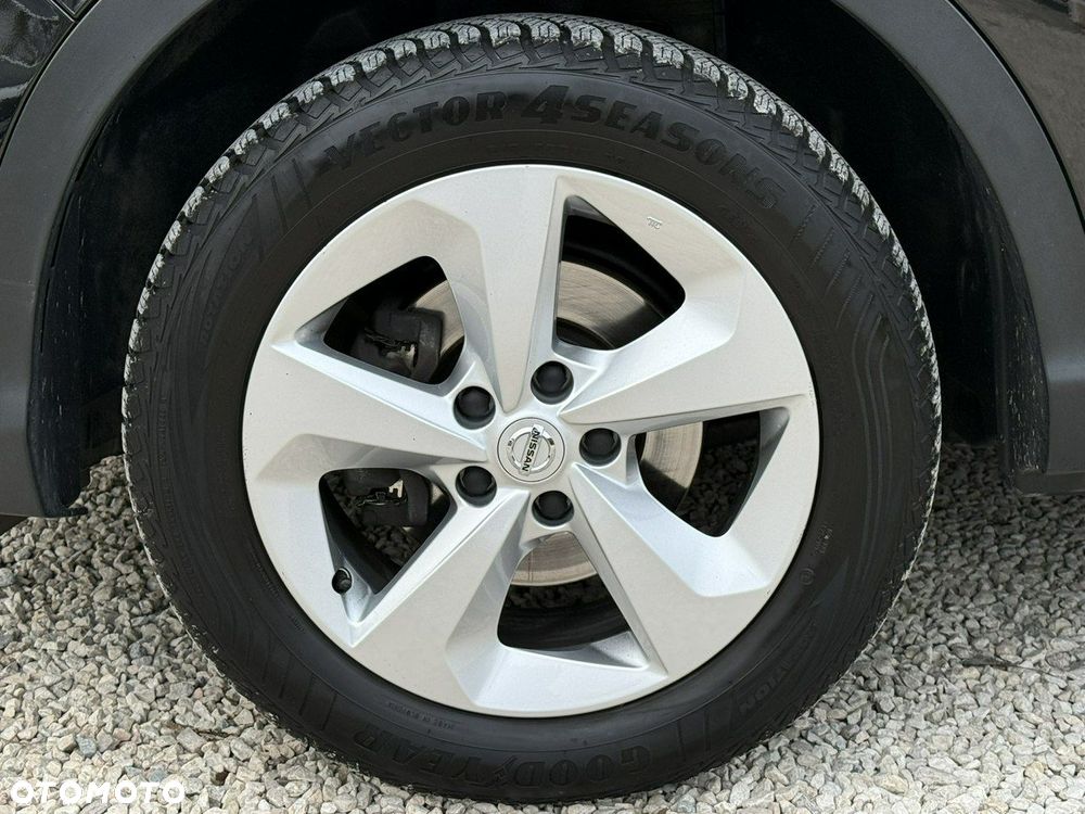 Nissan Qashqai - 10