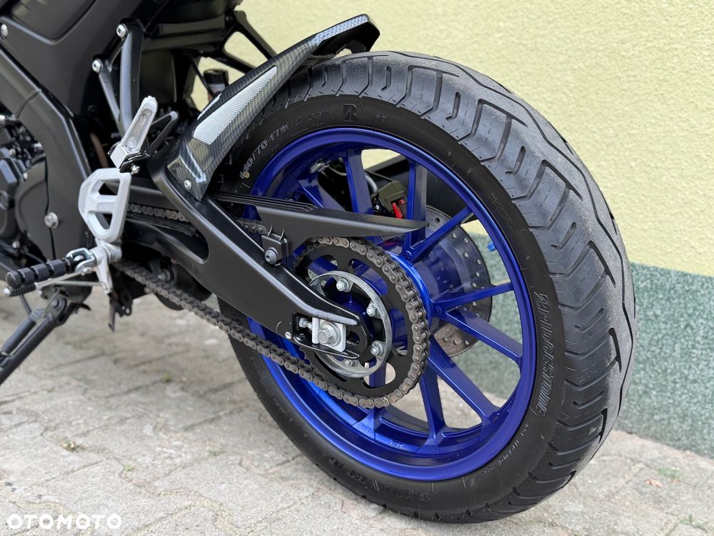 Yamaha MT - 22