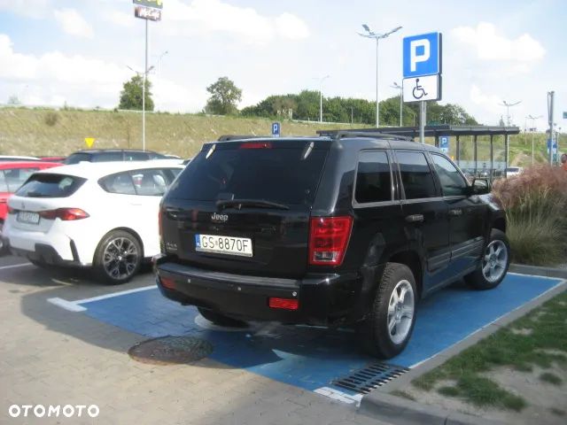 Jeep Grand Cherokee 3.7 V6 - 7