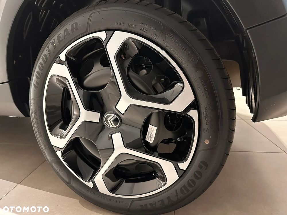 Citroën C3 1.2 mHEV Plus - 10