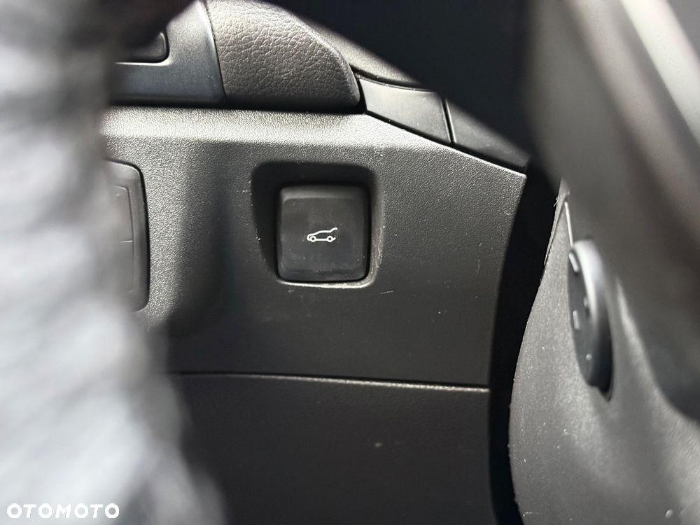 Ford Mondeo 2.0 TDCi Bi-Turbo Titanium PowerShift - 23