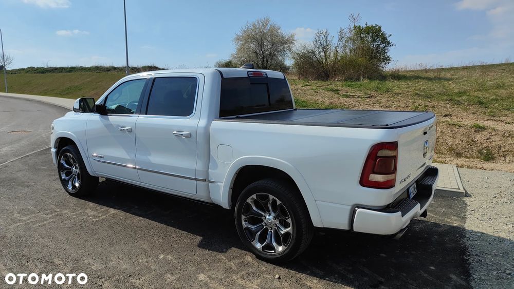 RAM 1500 5.7 Crew Cab Limited - 5