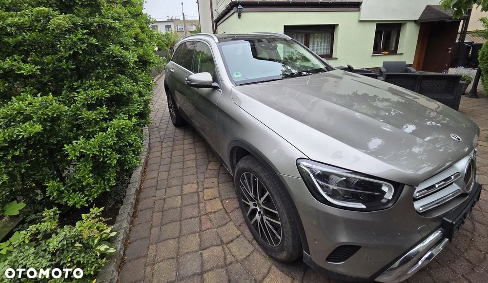 Mercedes-Benz GLC 300 de 4-Matic Business Edition - 7