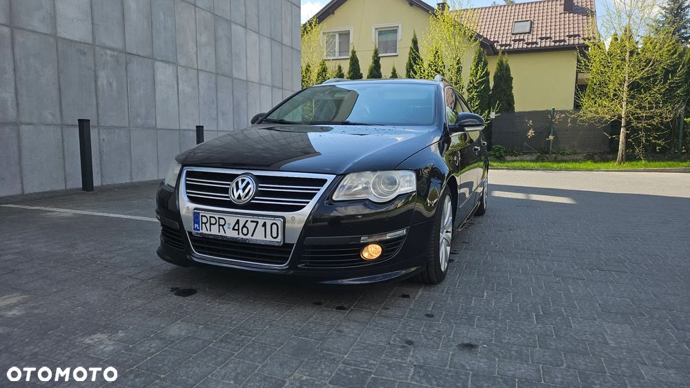 Volkswagen Passat 2.0 TDI Comfortline R-Style - 1