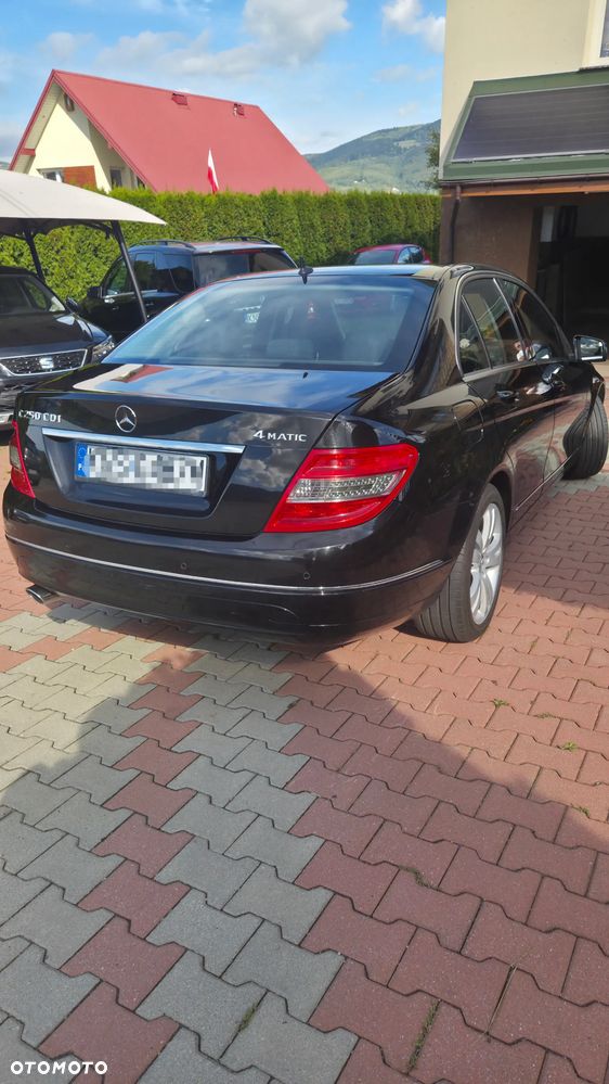 Mercedes-Benz Klasa C 250 CDI DPF Automatik BlueEFFICIENCY Elegance - 6